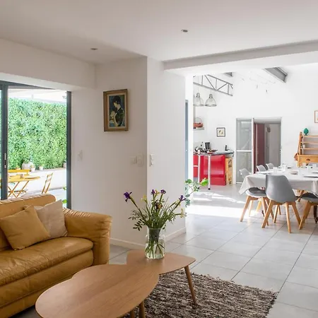 Centre, Maison Avec Piscine Holiday home Avignon